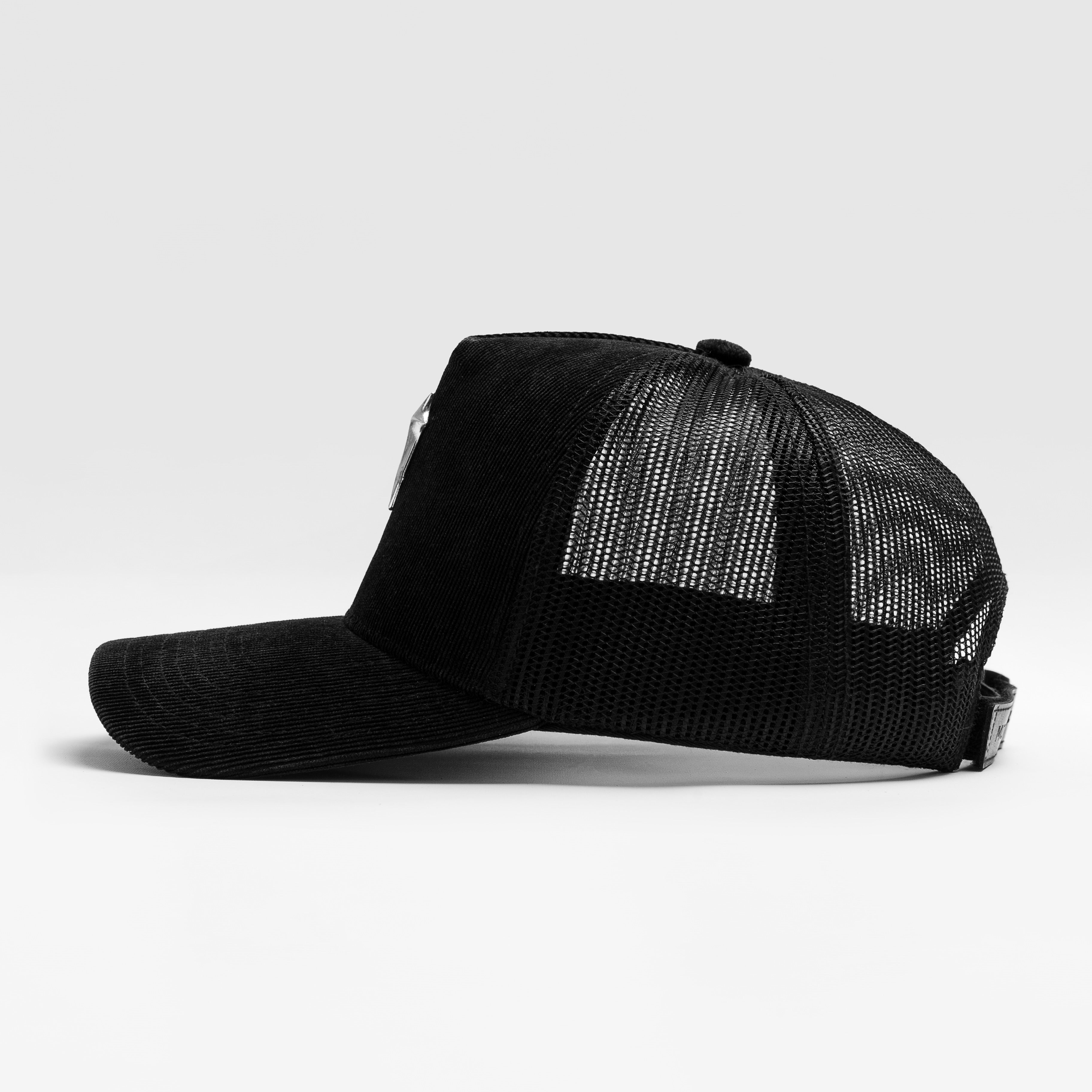 TRUCKER001 BLACK