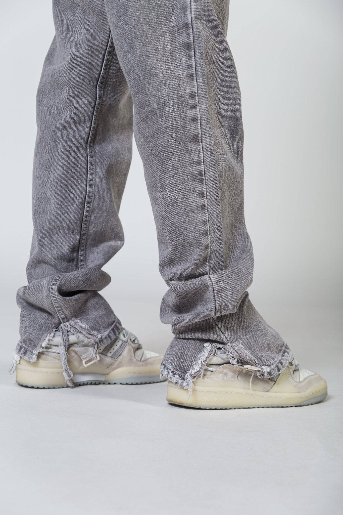 ULTIMATEGREY - MONTTREAL