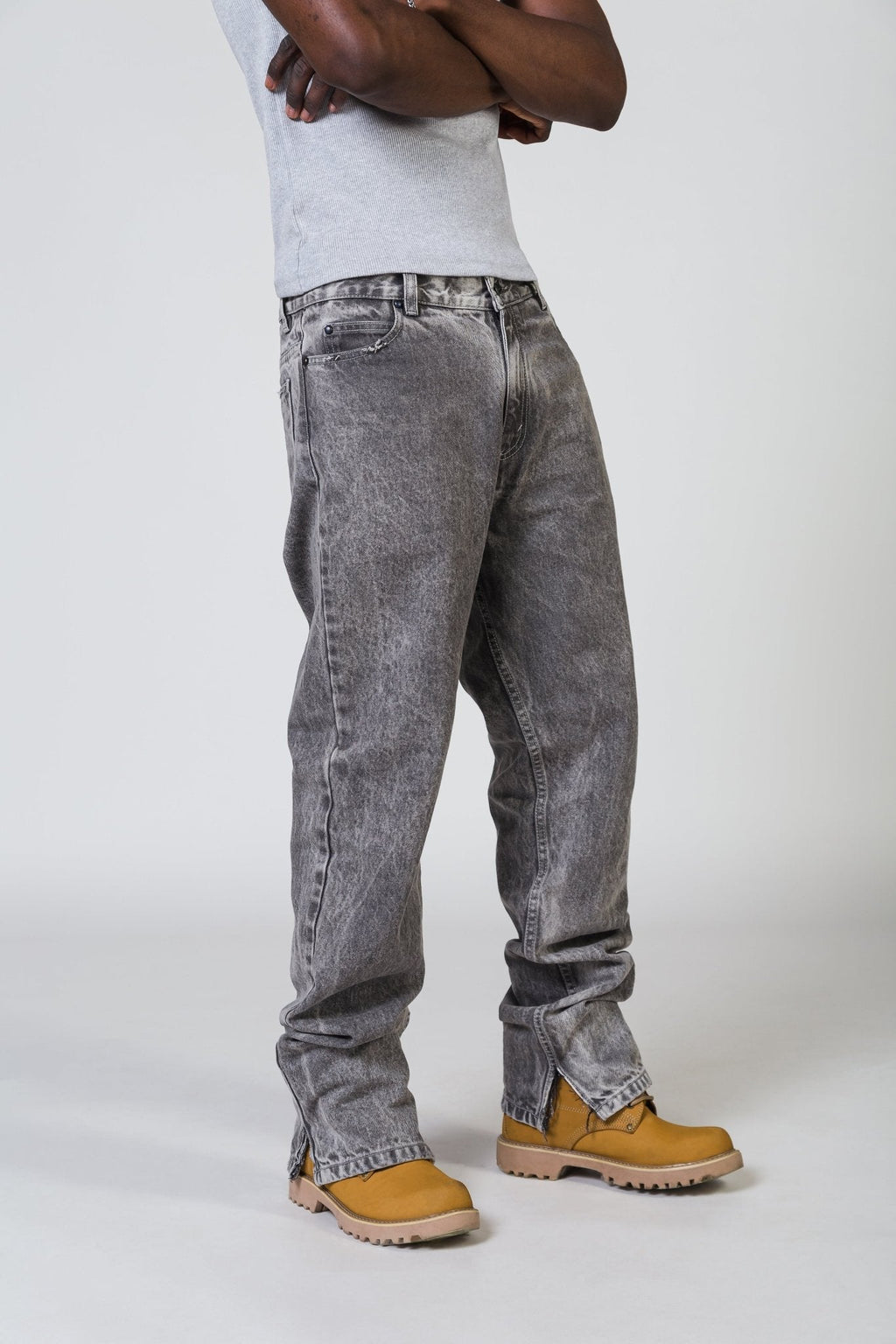 ULTIMATEGREY - MONTTREAL