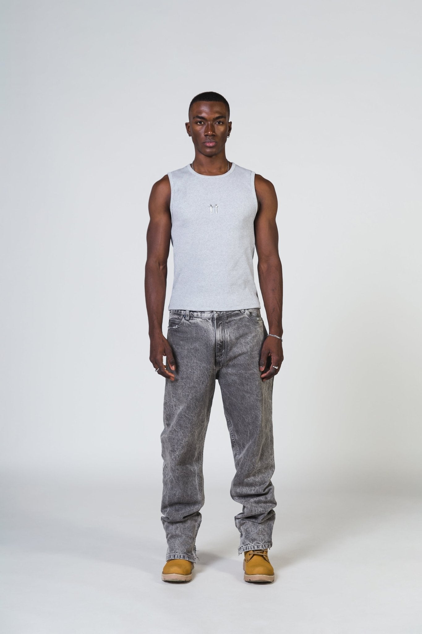 ULTIMATEGREY - MONTTREAL